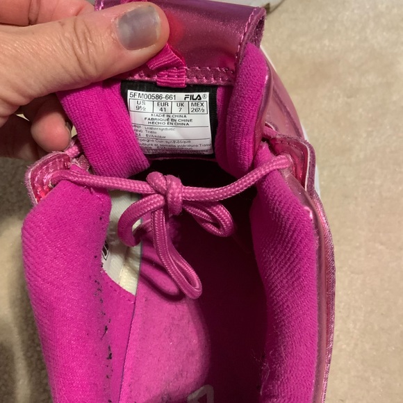 Lds Fila Disrupters - Size 41 EUC - Picture 3 of 3